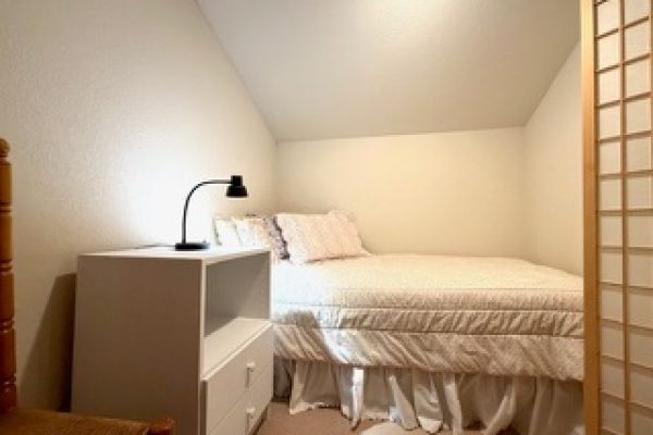 Twin Lakes Duplex - Sleeping Nook